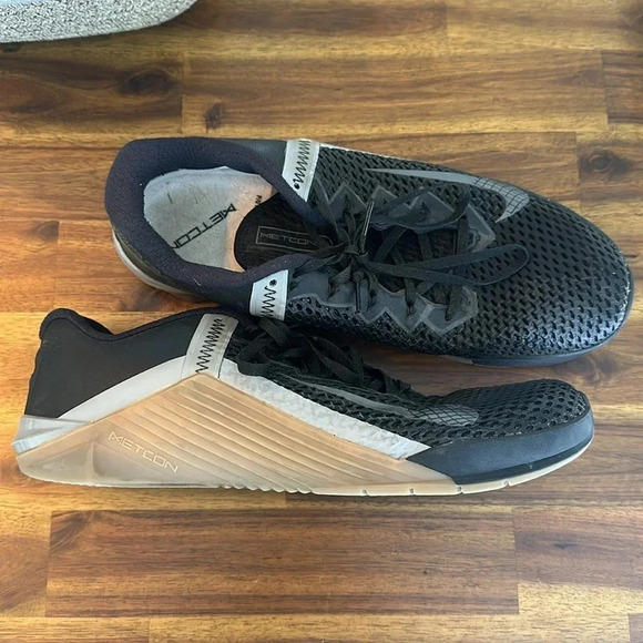 Nike Metcon 6 black iron grey gum sole size 11.5 EUC - Picture 4 of 5